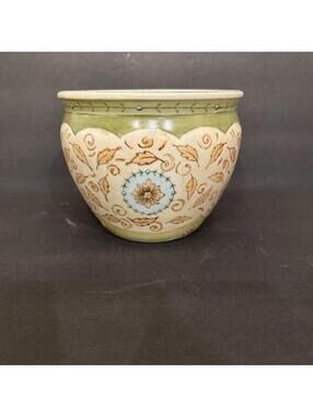 Andrea by Sadek Hedge Wood Ceramic Planter Cachepot 5 3/8” Tall Floral W Leaves